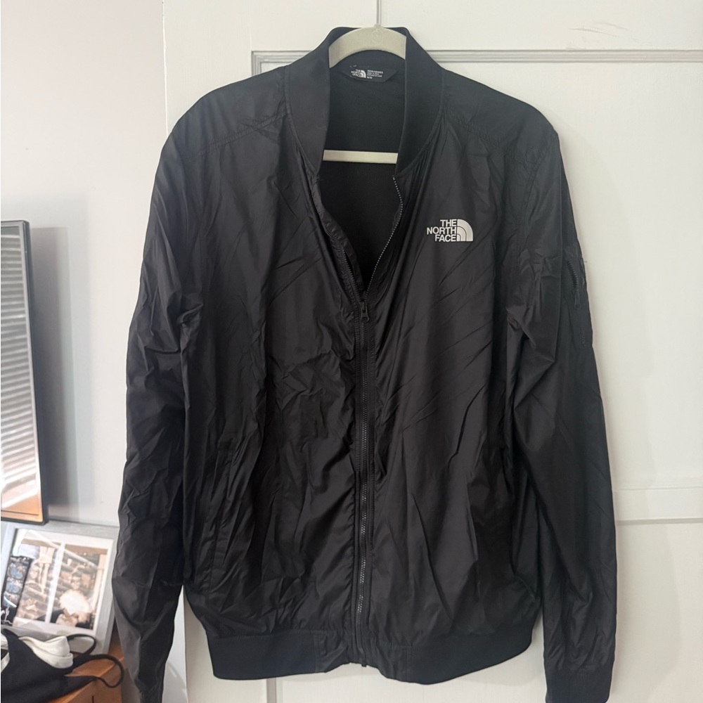 The North Face Men's Black Windbreaker